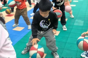 30个篮球趣味训练游戏